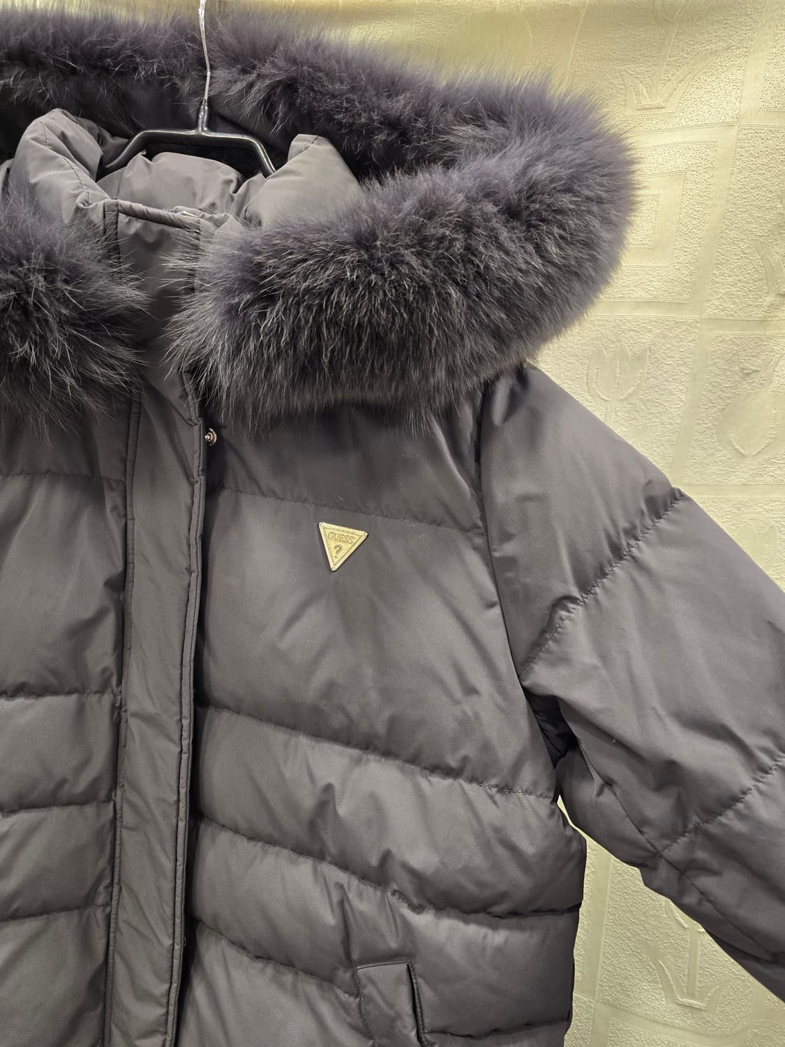 게스 GUESS 덕다운 롱패딩 S 상품이미지3