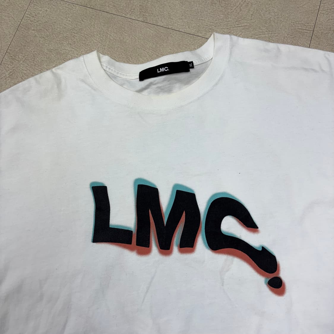 Lmc 빅로고 화이트 반팔티 상품이미지2