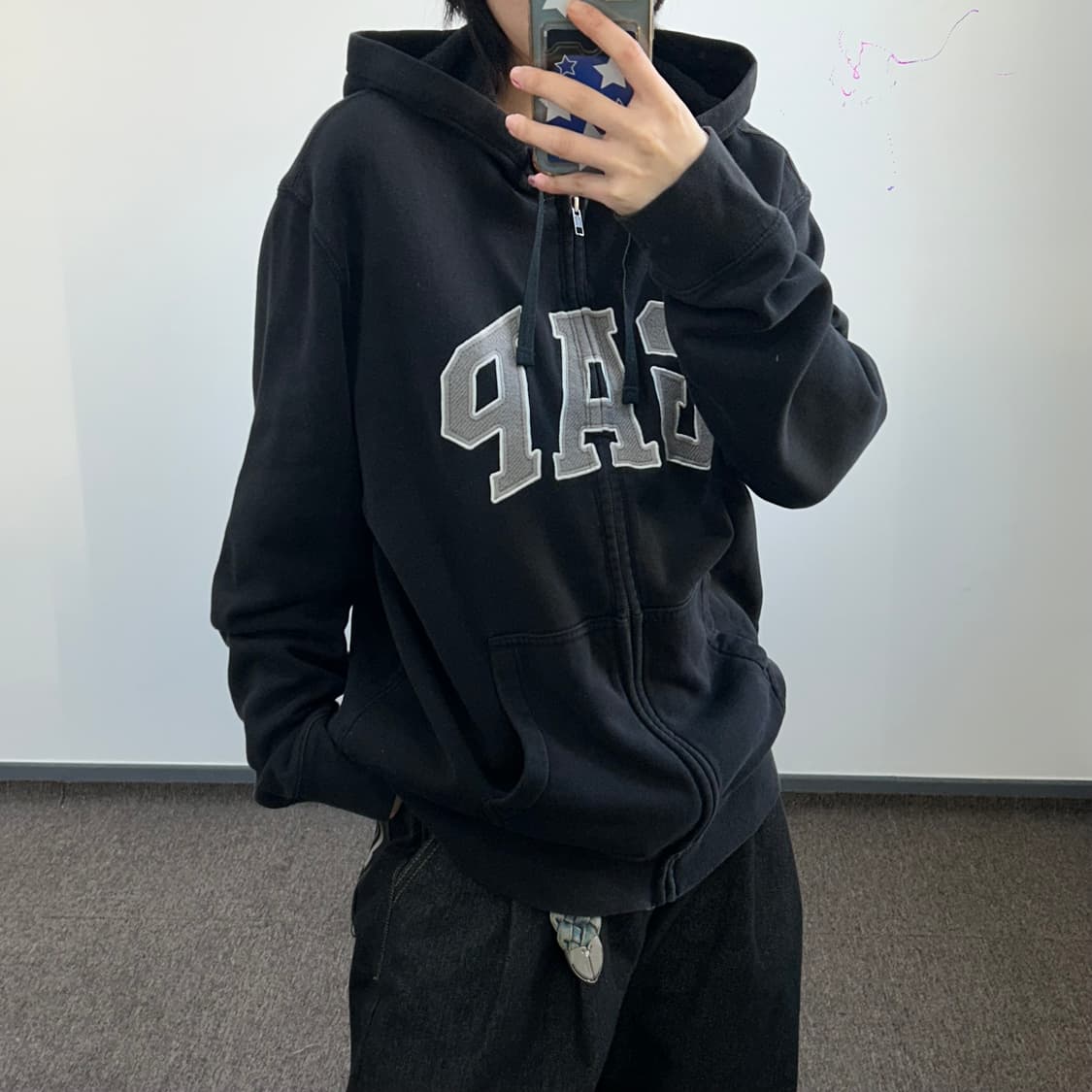 Gap 갭 그레이 로고 블랙후드집업 상품이미지2