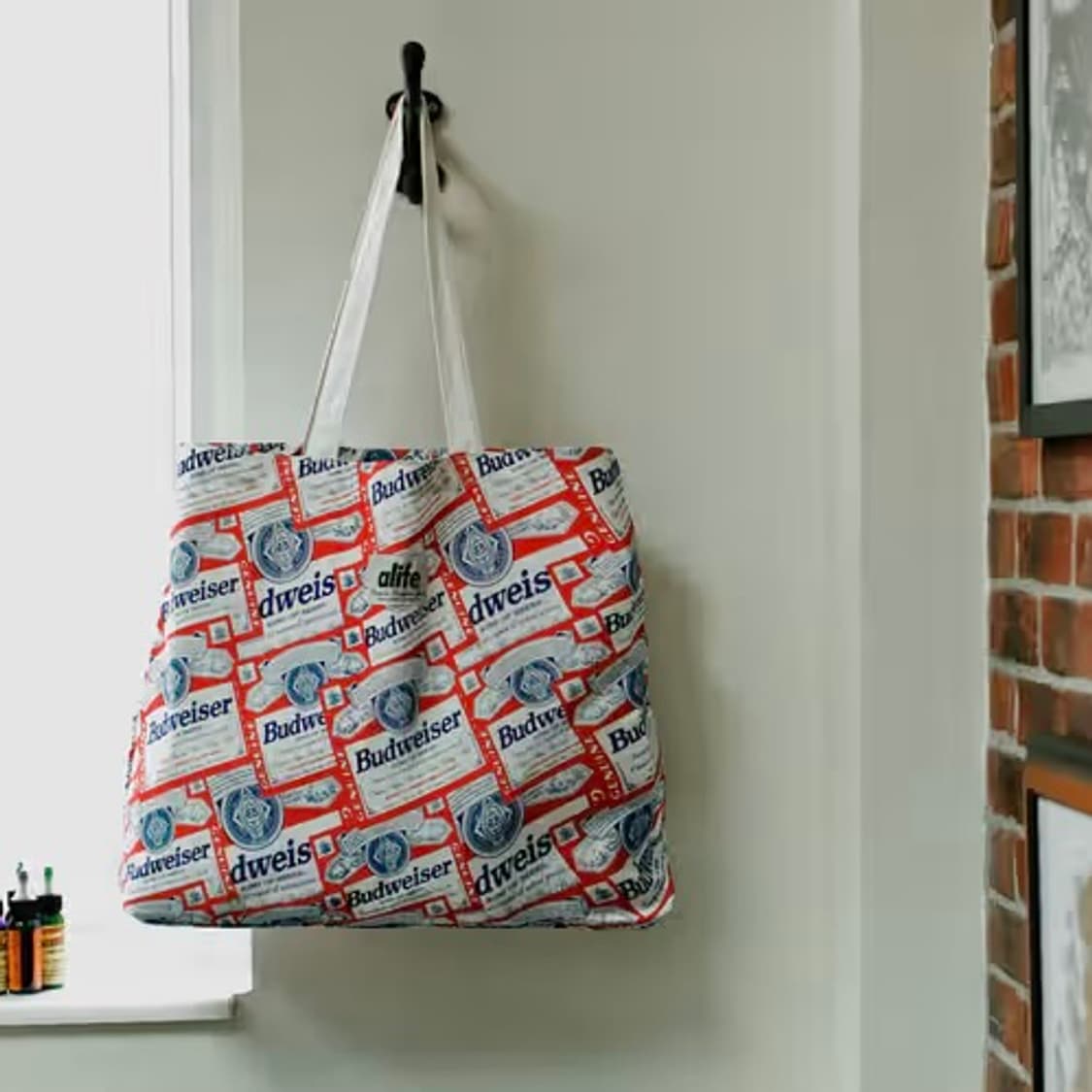 (OS) 에이라이프 X 버드와이저 토트백 상품이미지1