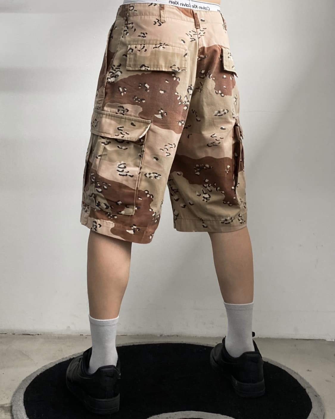 스투시 90‘s 스탁 로고 초코칩 카모 포켓 하프팬츠 상품이미지2