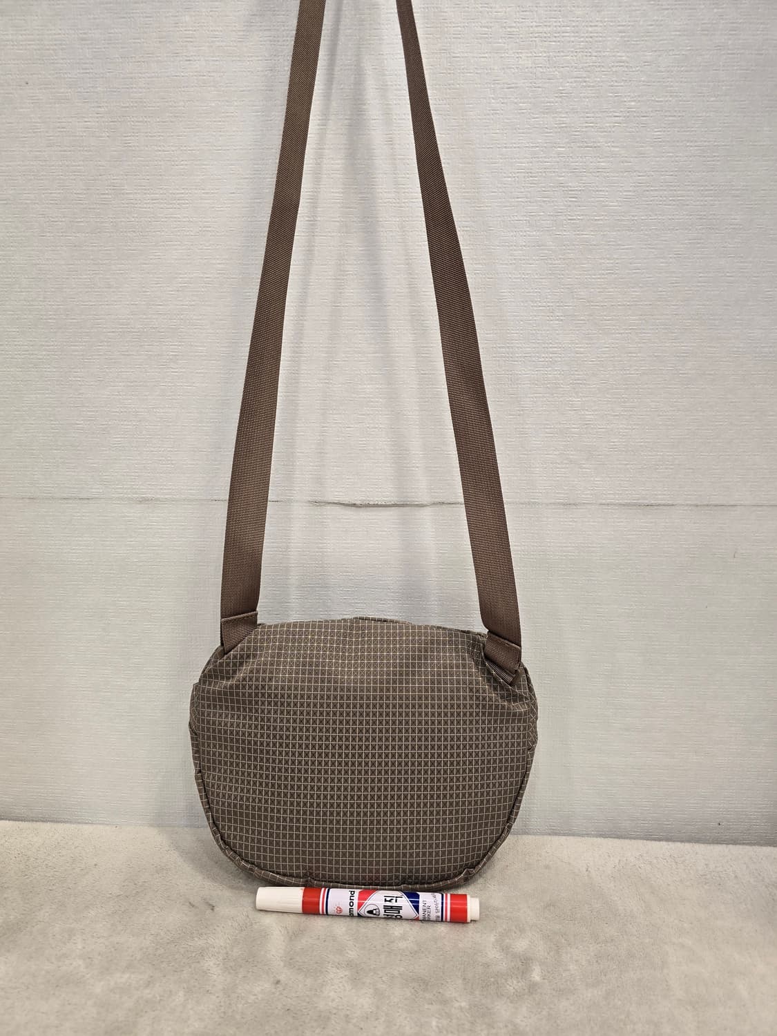 코오롱스포츠 남여공용 가벼운 크로스백 상품이미지2