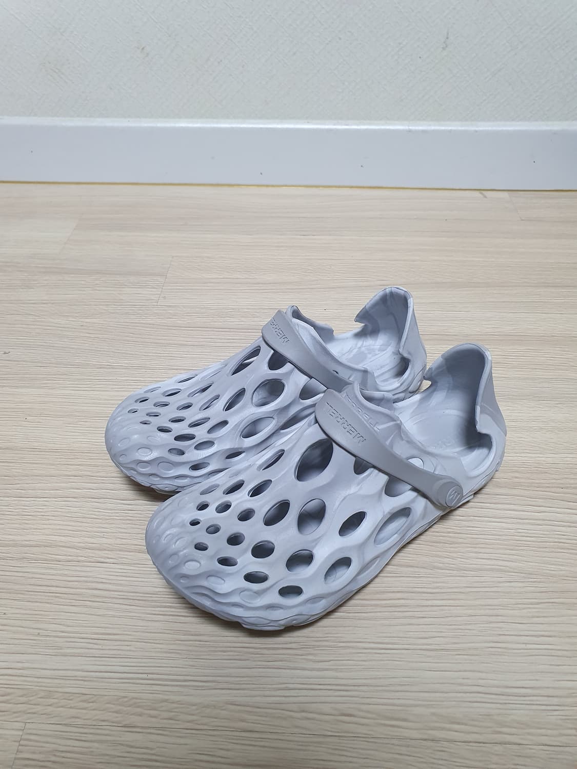 머렐 하이드로목 샌들 240~45 상품이미지4