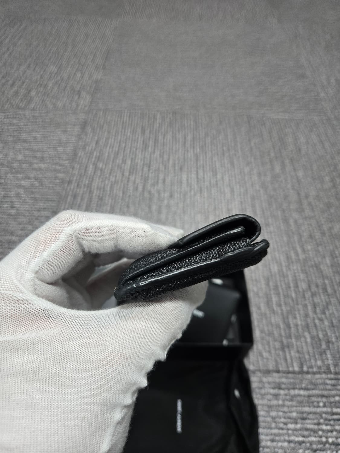 [특가][정품] 입생로랑 업타운 카드지갑 상품이미지4