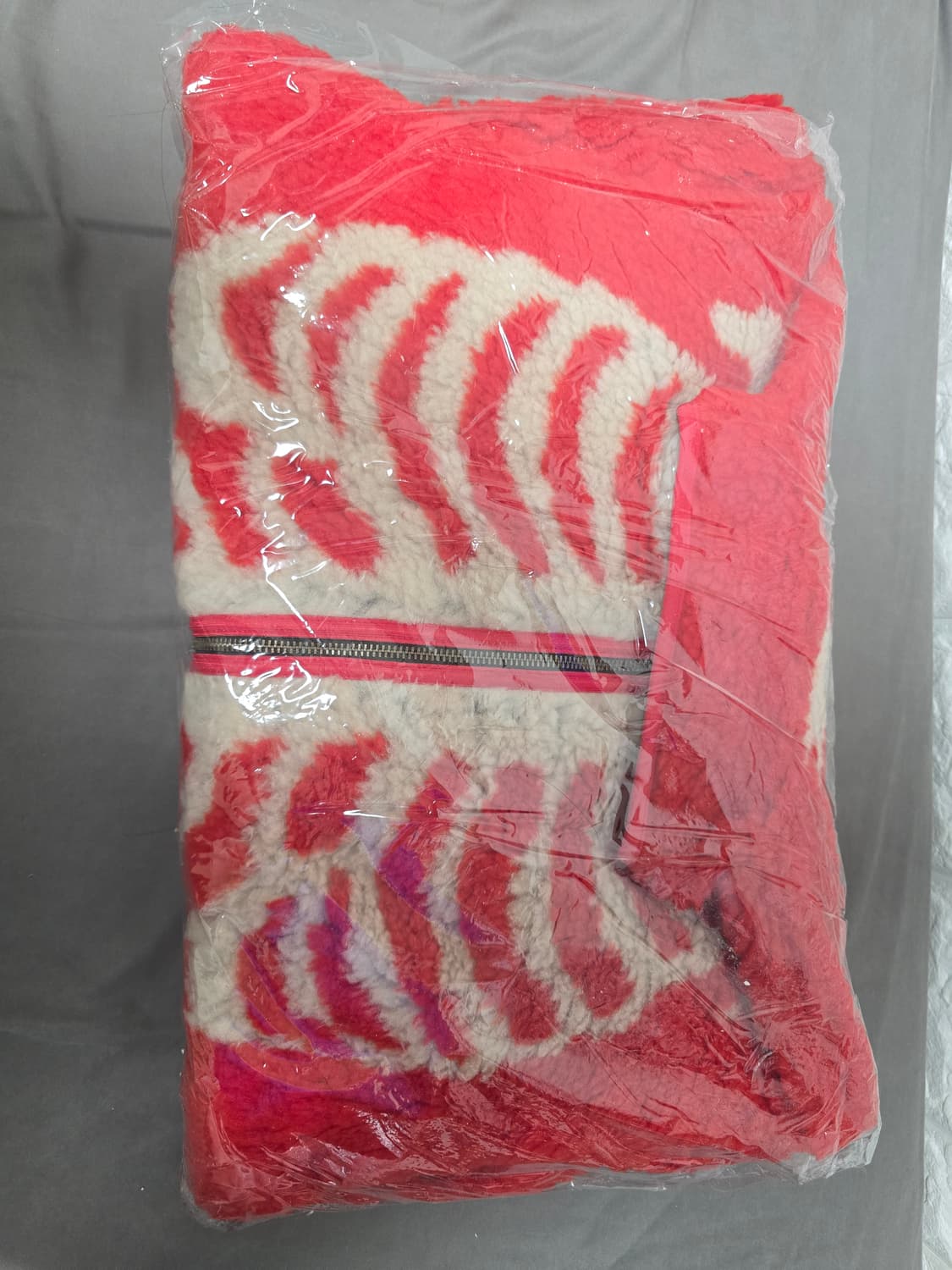 캐피탈 본 패턴 보아 플리스 리버시블 블루종 레드 상품이미지2