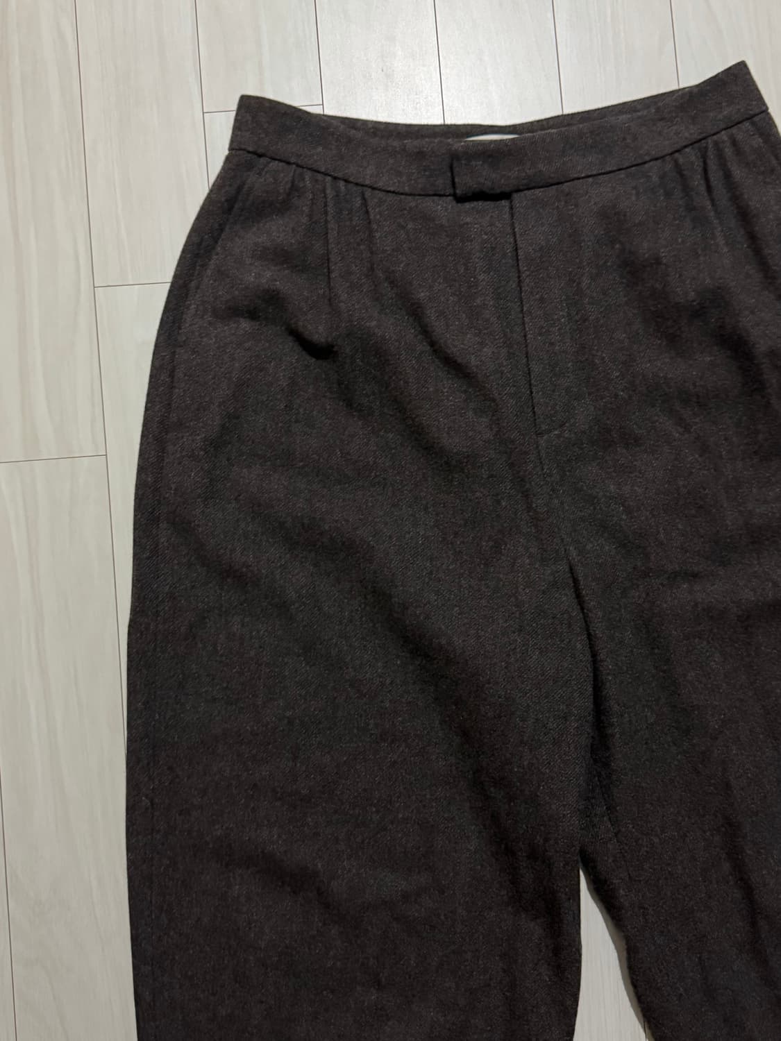 25FW 아모멘토 울 셔링 팬츠 다크브라운 XL 상품이미지1