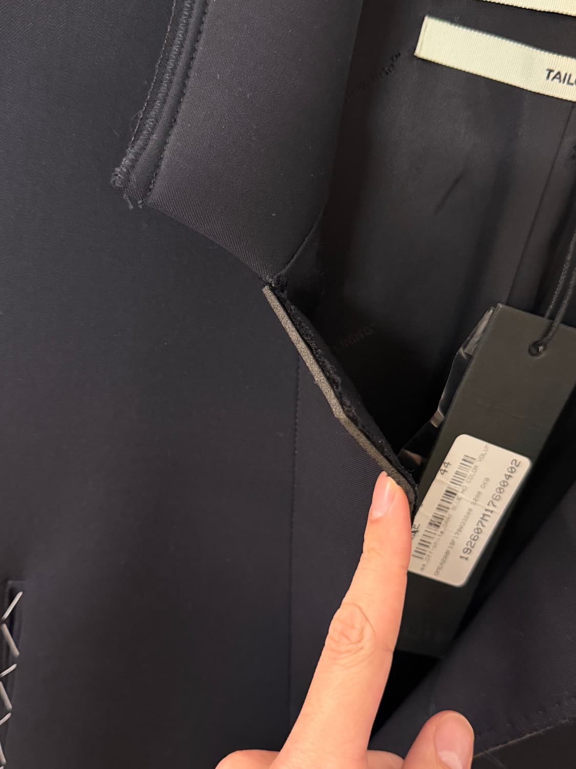 오프화이트 스쿠바 코트 컬렉션 피스 상품이미지4