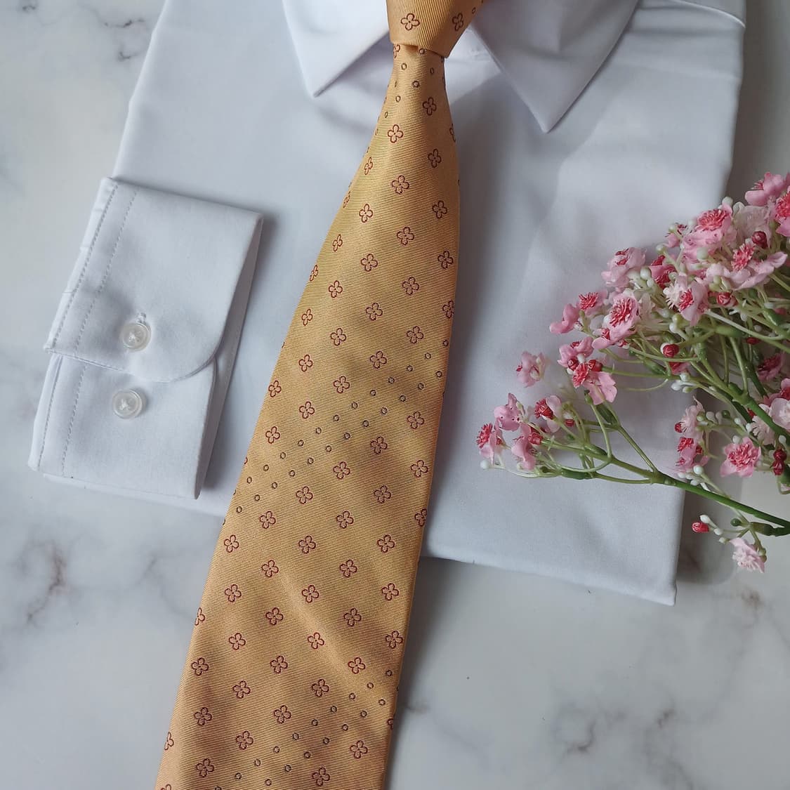 웅가로 실크 골드 플라워 자카드 넥타이 9.3cm A등급 A19102
 상품이미지5