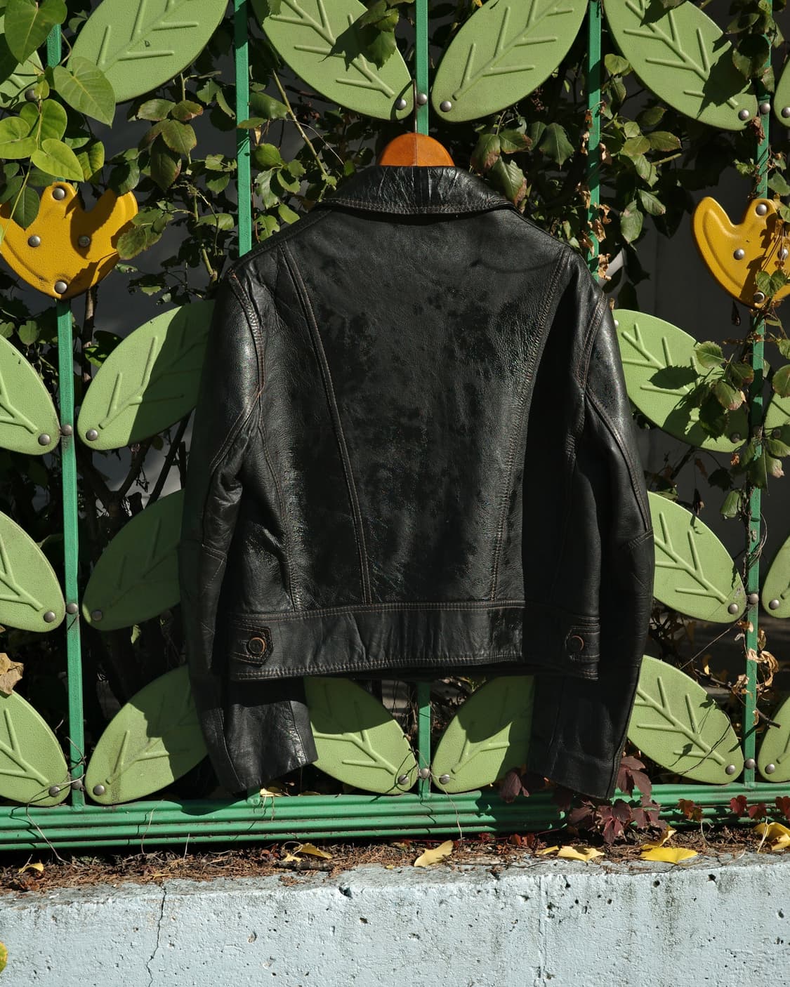 70‘s 빈티지 대거 카라 크롭 레더 자켓 상품이미지4