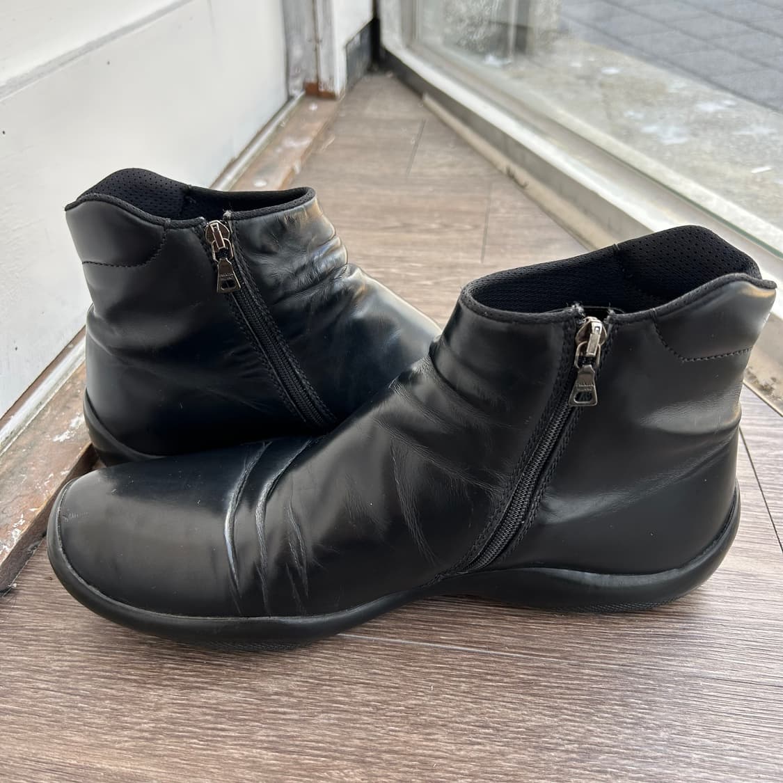 프라다 스포츠 사이드 집업 부츠 상품이미지1