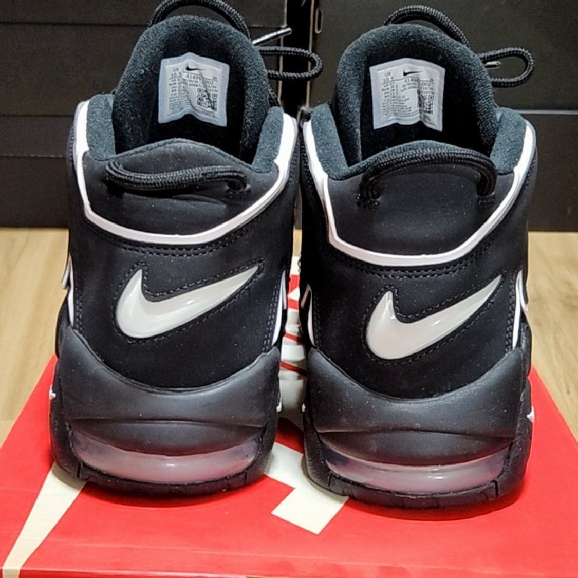 나이키 285 업템포 블랙 화이트 상품이미지5