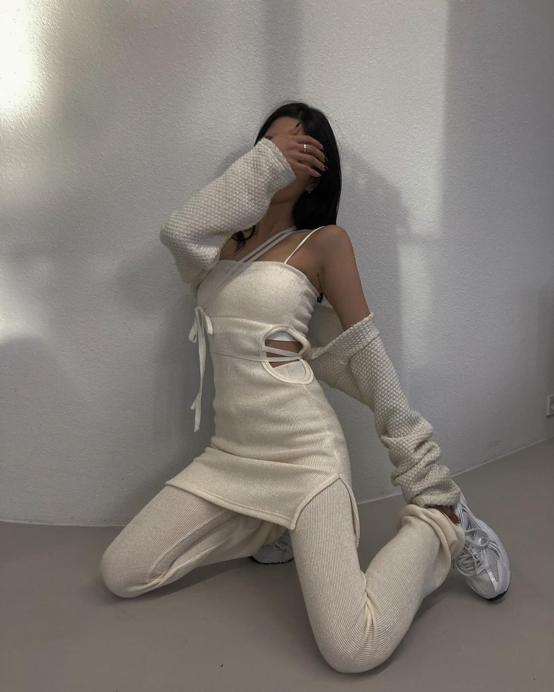 쓰리타임즈) 니트 튜브탑 원피스 팬츠 세트 상품이미지9