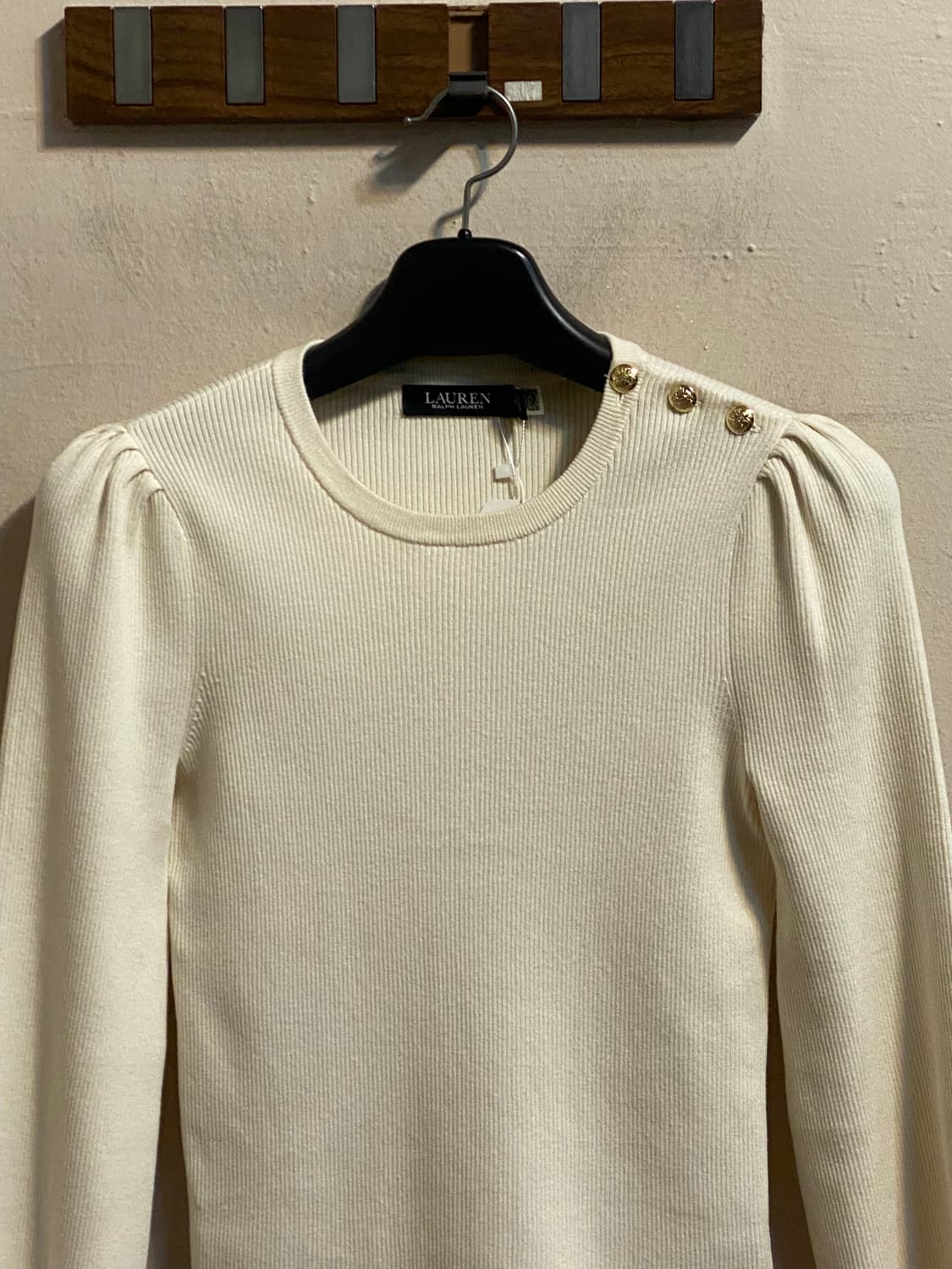 로렌 랄프로렌 숄더 버튼 립 니트 탑 상품이미지2