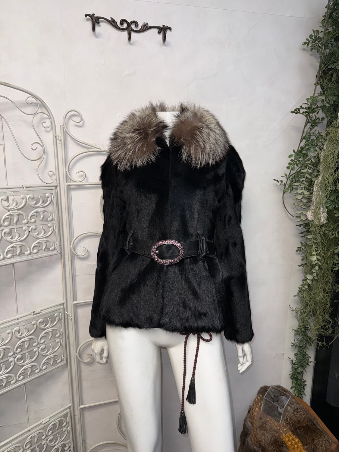 Black goat&fox fur lamb skin belt jacket 상품이미지5