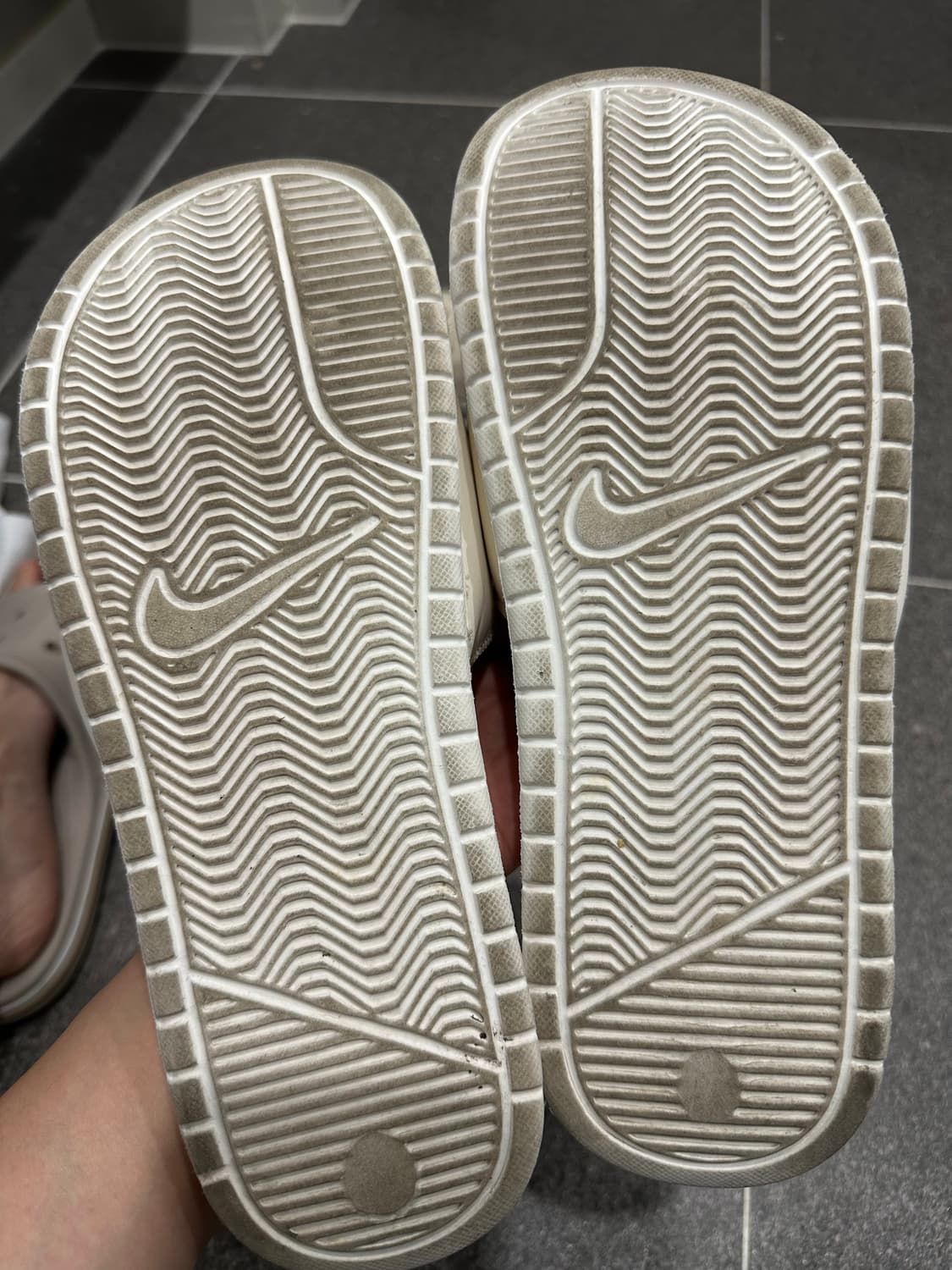 나이키 스투시 베네시260 상품이미지2