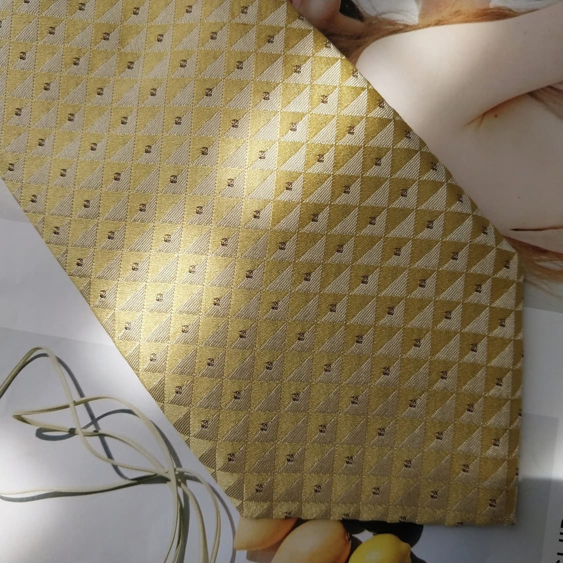 펜디 넥타이 레몬 컬러 로고 패턴 8.4cm A+~A등급 K2589 상품이미지5