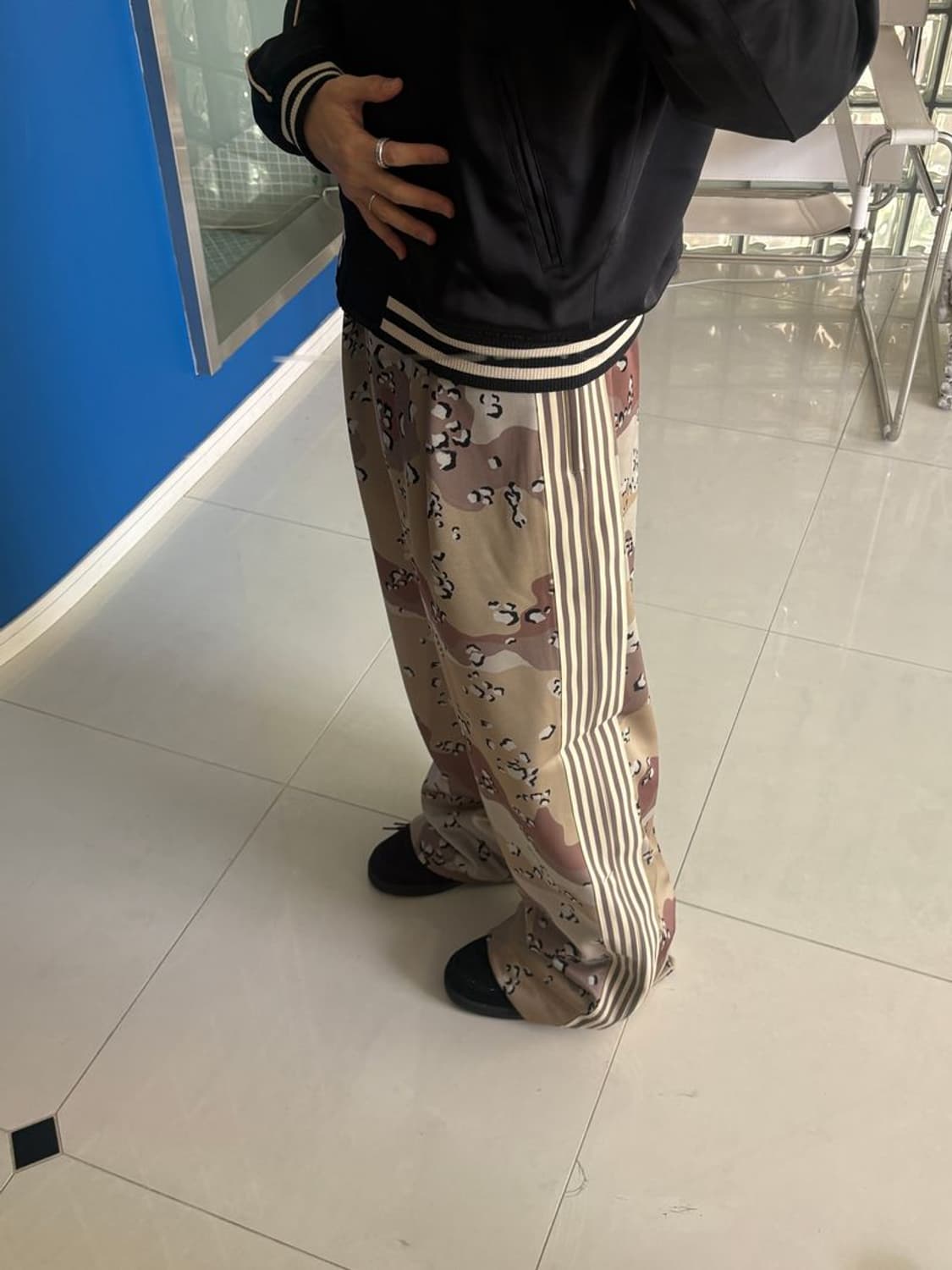 CHOCO CHIP BAGGY TRACK PANTS 초코칩 트랙 팬츠 상품이미지4