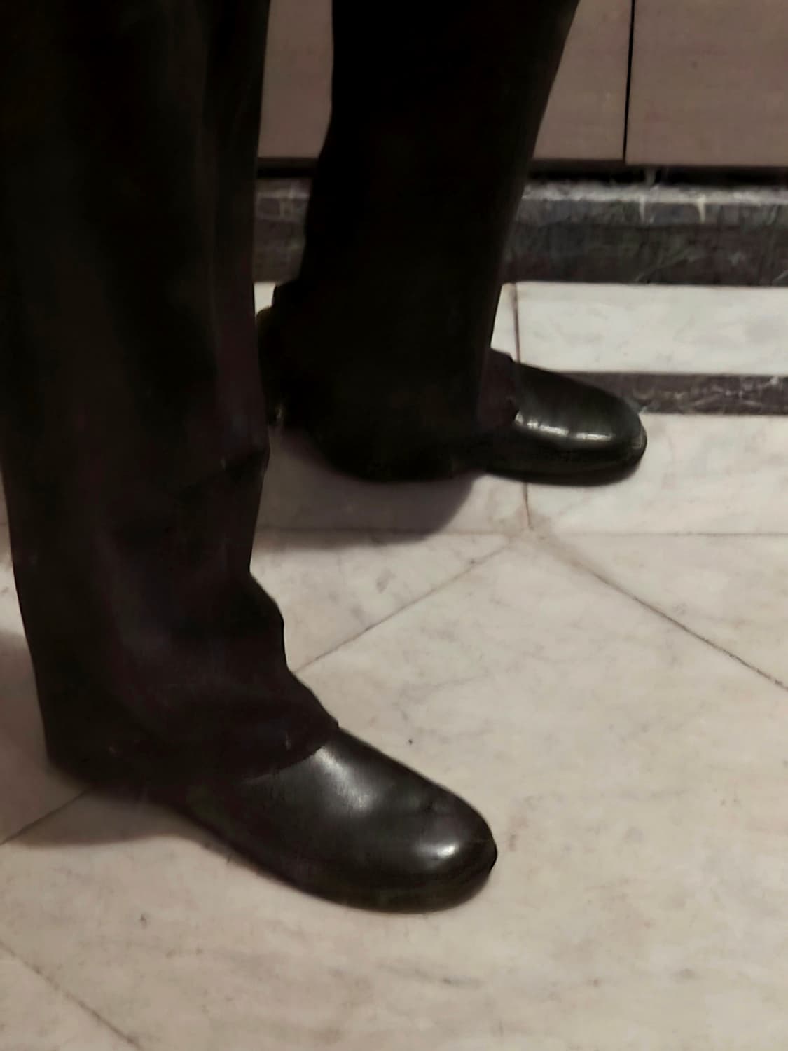 ishii맛 라운드토 레더 플랫슈즈  상품이미지1