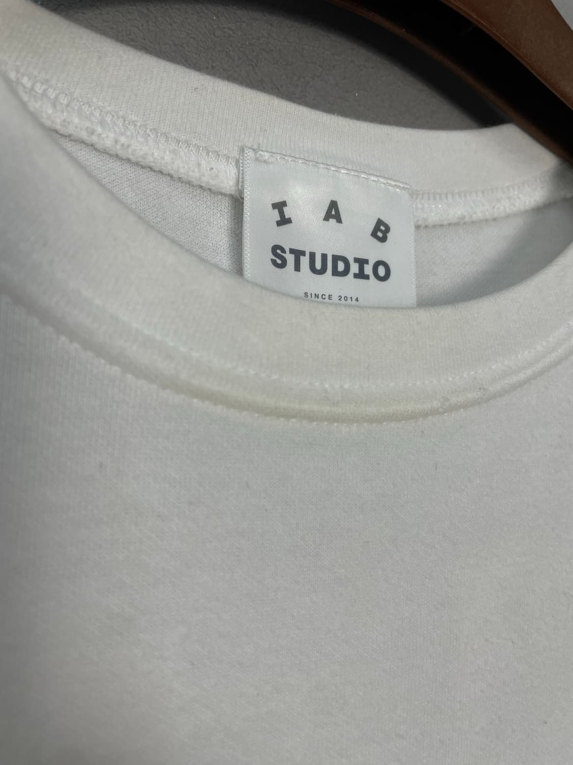 아이앱 스튜디오 라이트 그린 로고 반팔 H2259 상품이미지9