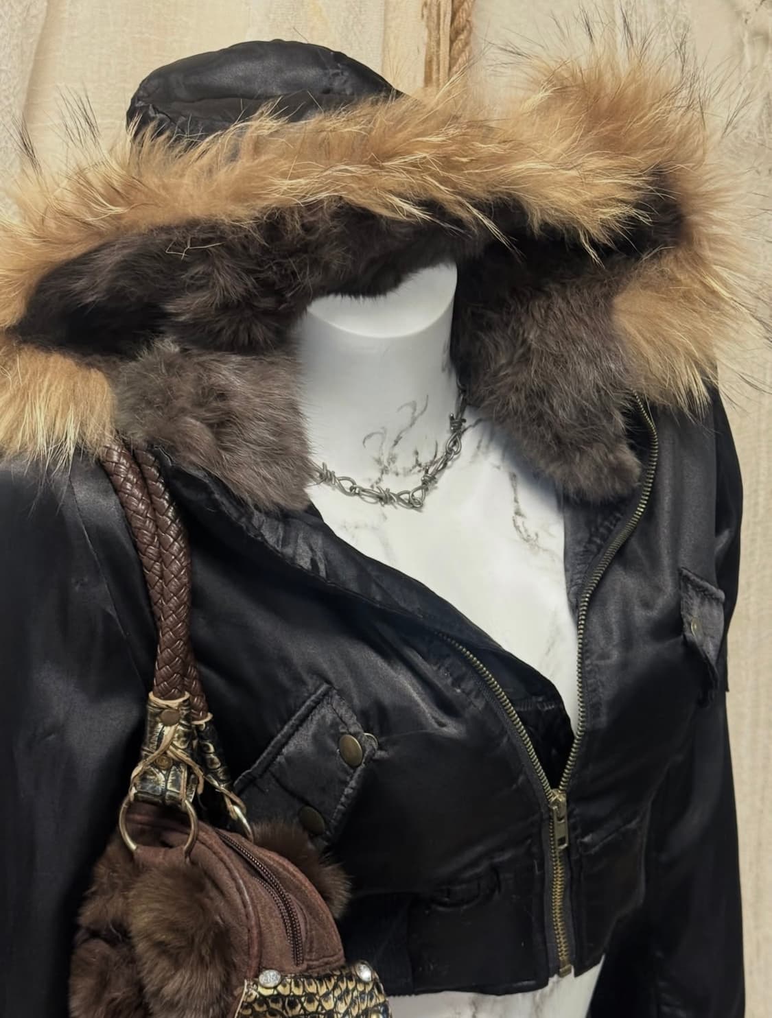 Real Fur Hooded Detail Cropped Pufer 상품이미지3