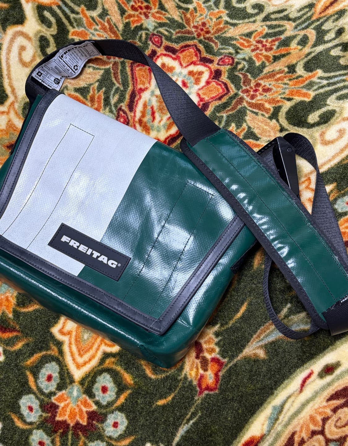 프라이탁 라씨 + 숄더패드 일괄 (민트택 o) 상품이미지1