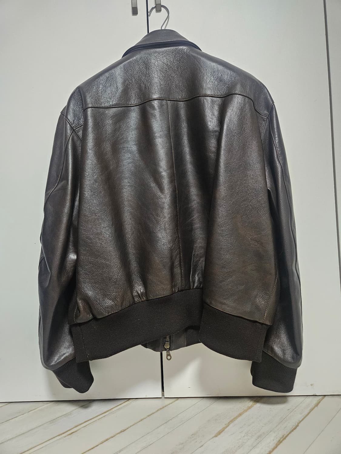 쿠어 빈티지 카우 스킨 A-2 레더 자켓 (다크브라운) XL 상품이미지3