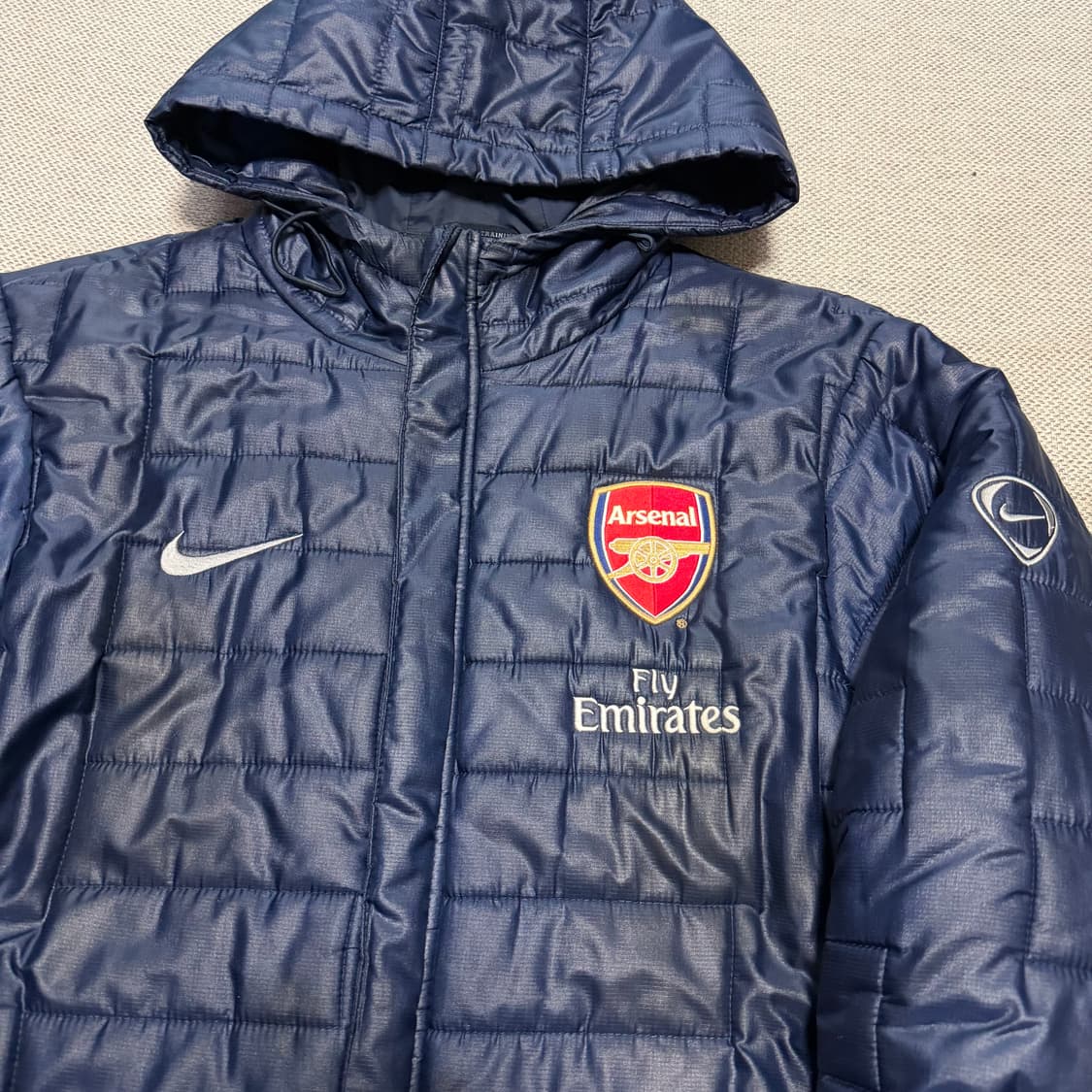 나이키 아스날 경량패딩 상품이미지2