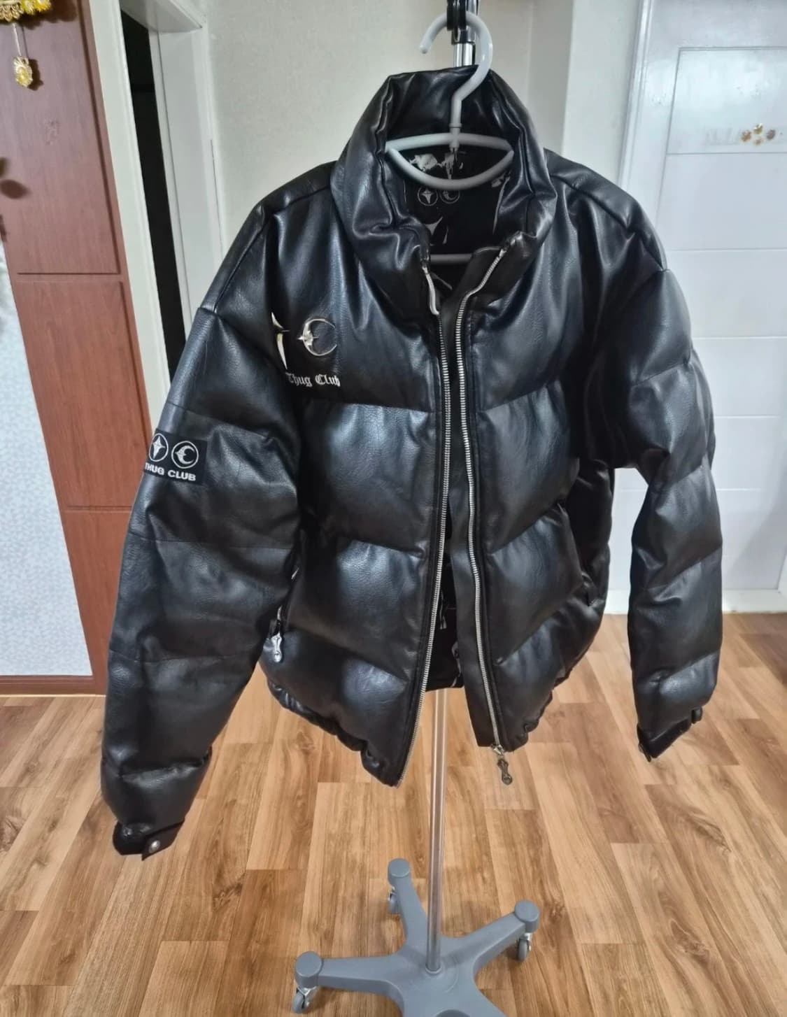 떠그클럽 블랙 레더 패딩 (2) 상품이미지1