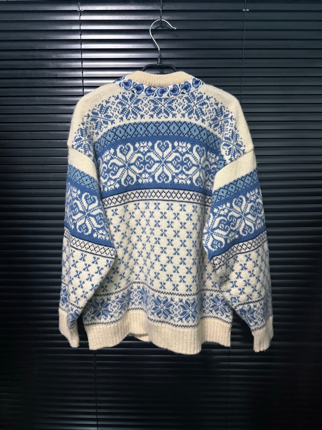 노르웨이 코위찬 눈 꽃 결정 노르딕 가디건 하늘색 아이보리 울 모 가디건 상품이미지4