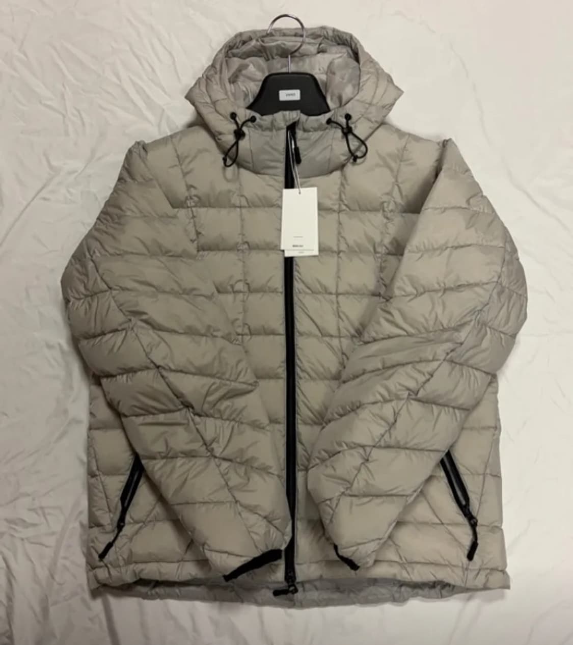 비긴202 커브라이트 경량패딩 그레이 1사이즈 상품이미지1