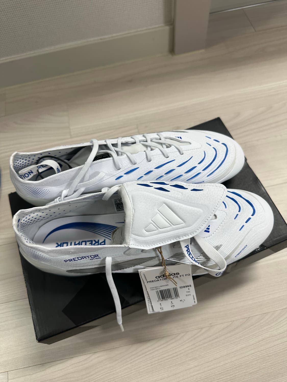 아디다스 프레데터 엘리트 폴드오버 텅 FG 클리츠 클라우드 화이트 실버  상품이미지2