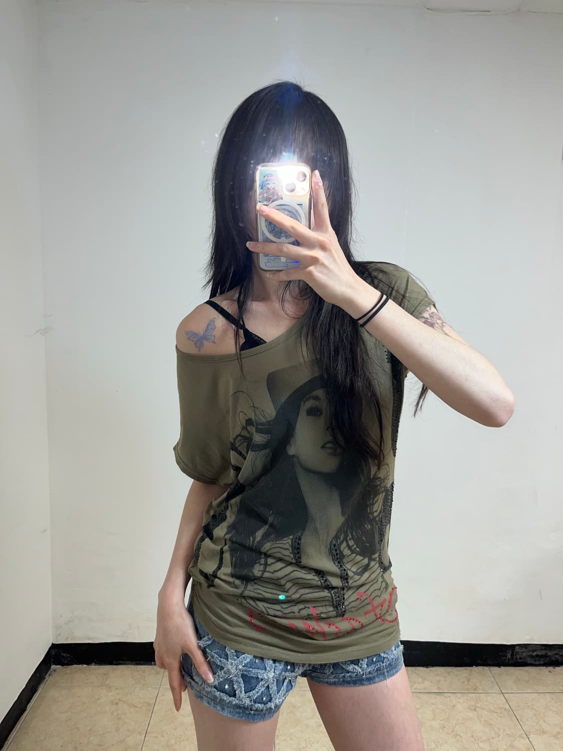 00‘s 디바 프린팅 백 그런지 티셔츠 상품이미지2