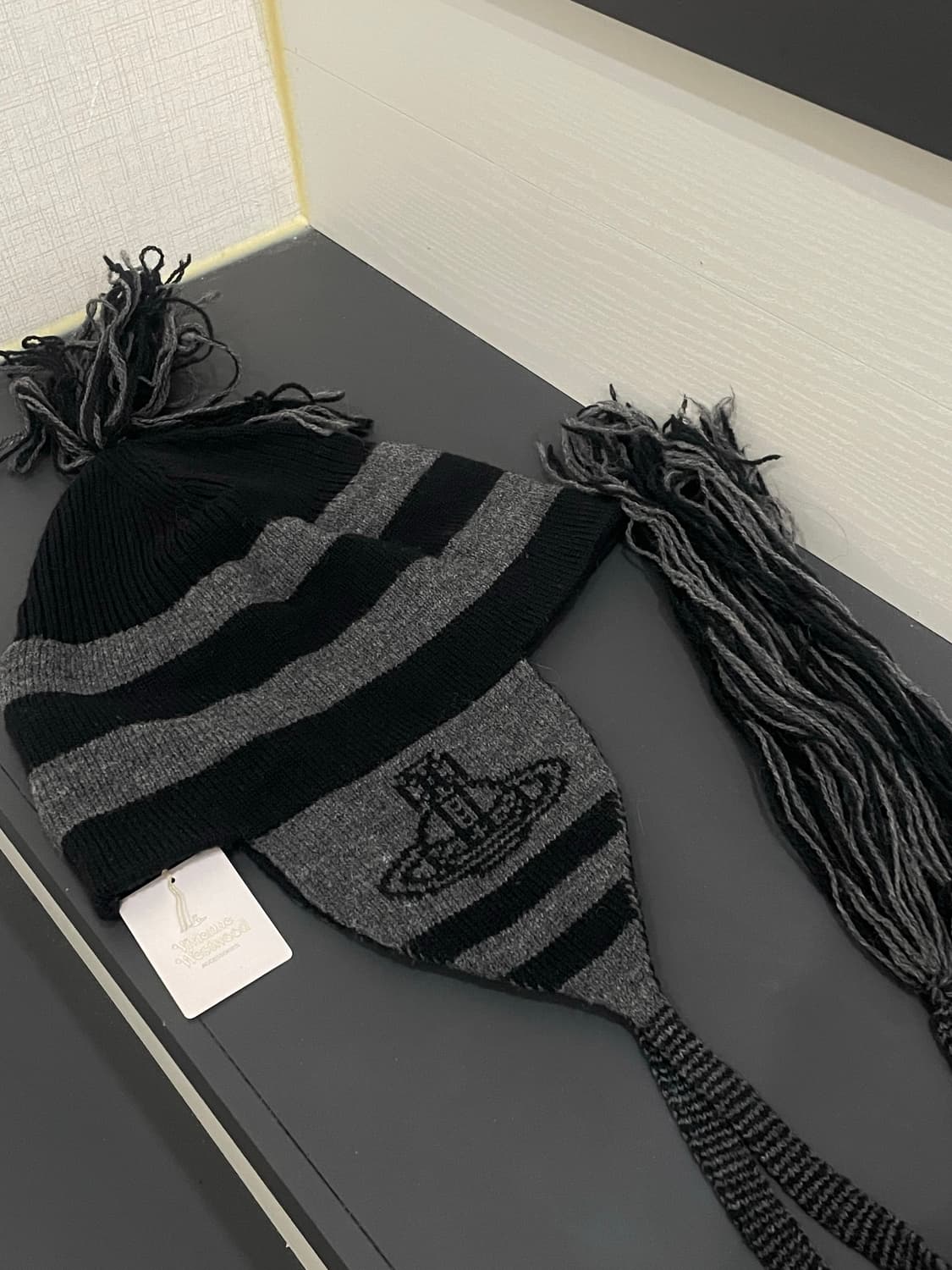 비비안웨스트우드 이어 플랩 귀도리 비니 모자 상품이미지1