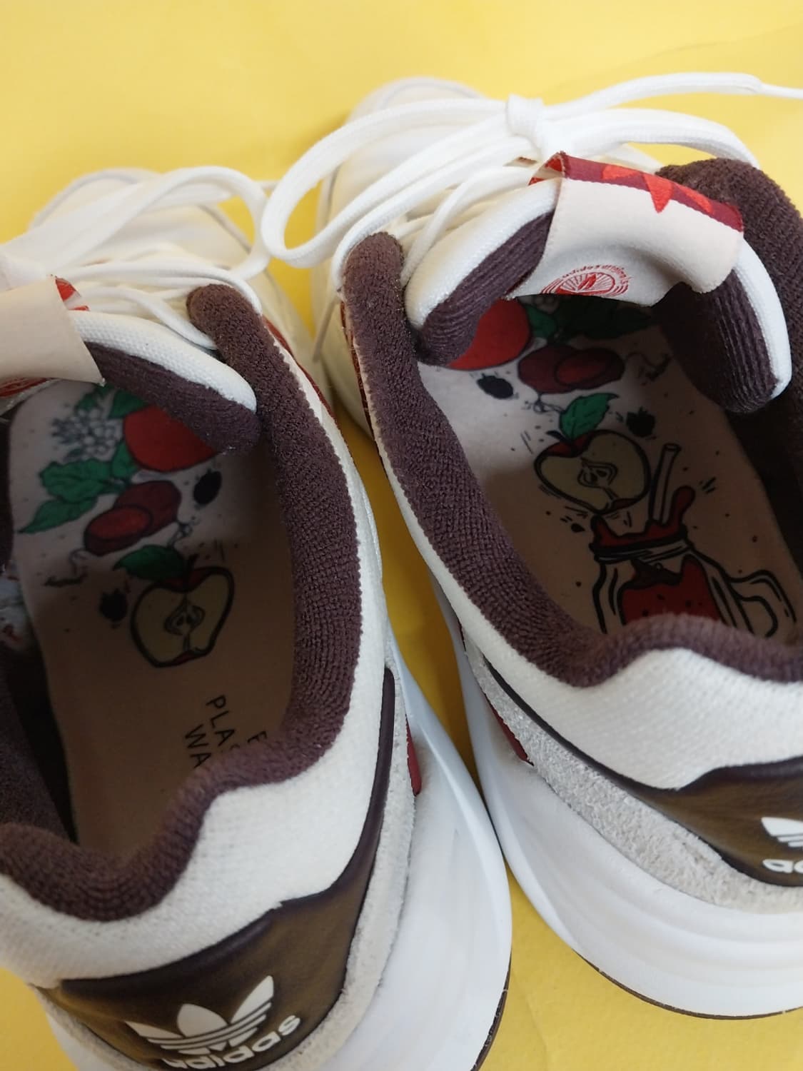 남녀공용 아디다스 레트로피 아디슈퍼 운동화 (235) 상품이미지6