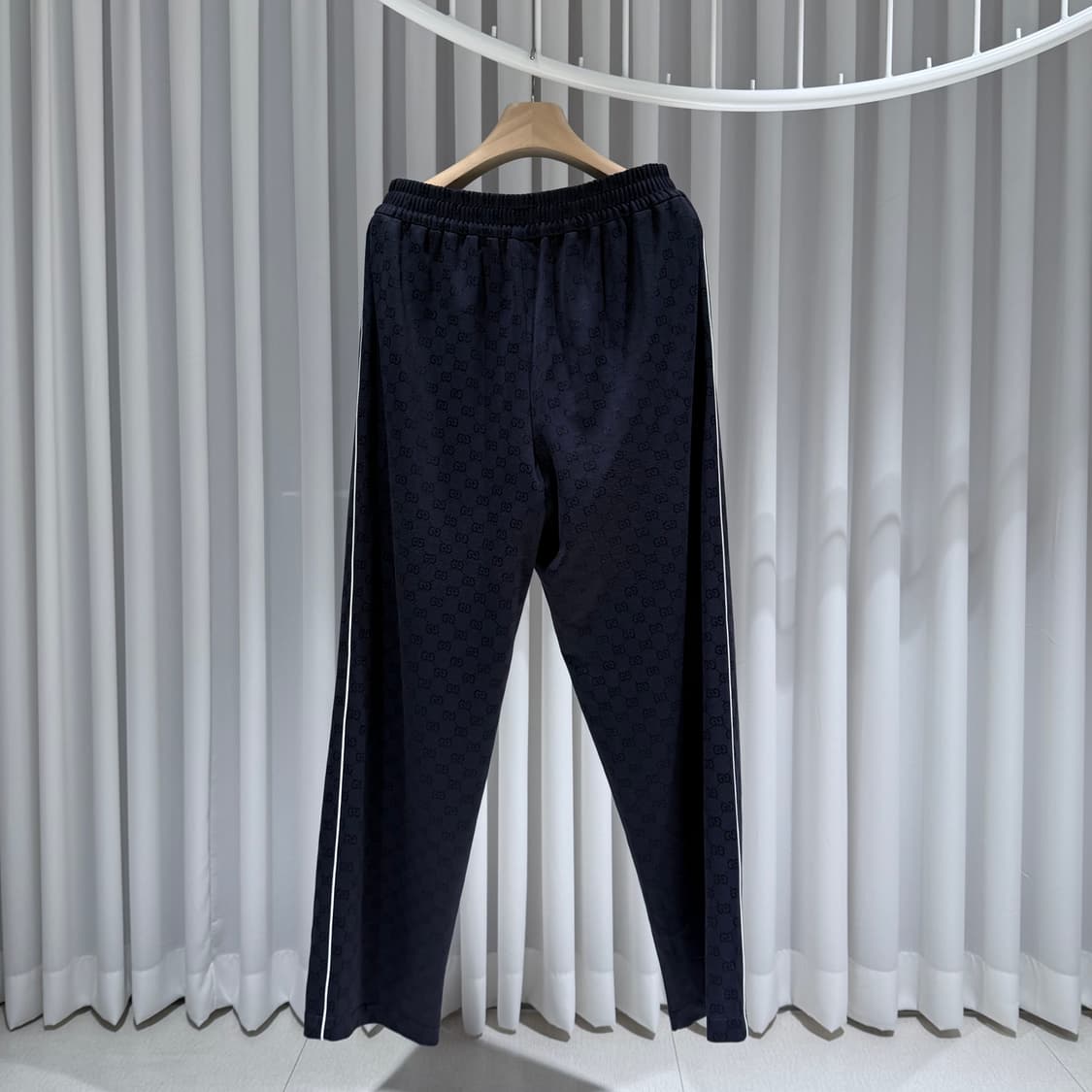 (XXL/L) / 구찌 펠파 콘 지퍼 GG울 오버 실크 신상 셋업 상품이미지7