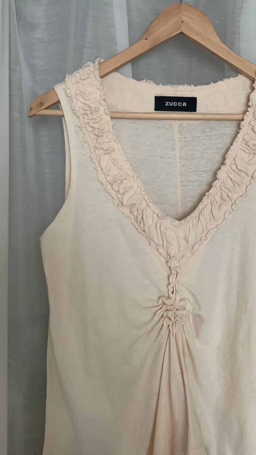 Zucca Ruffled V-Neck Sleeveless 상품이미지2