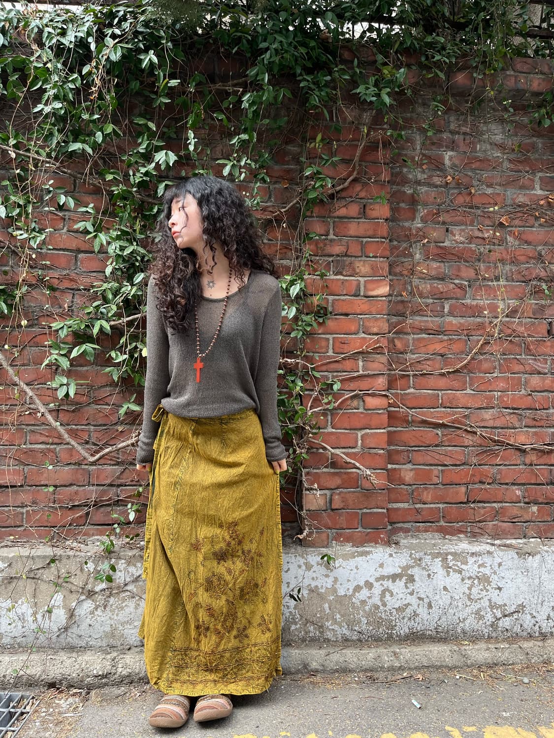 워싱 포인트 페이즐리 자수 랩 스커트 상품이미지3