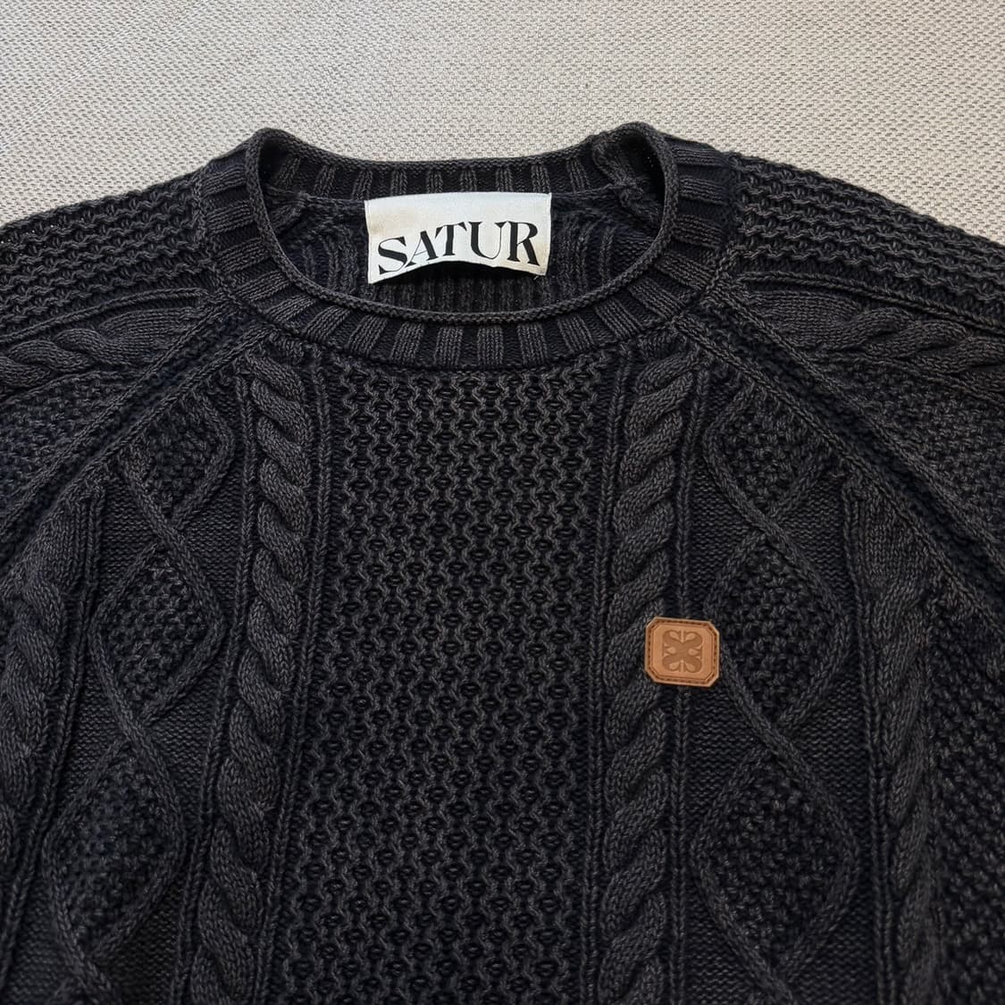 세터 롤드넥 아란 다이드 니트 상품이미지2