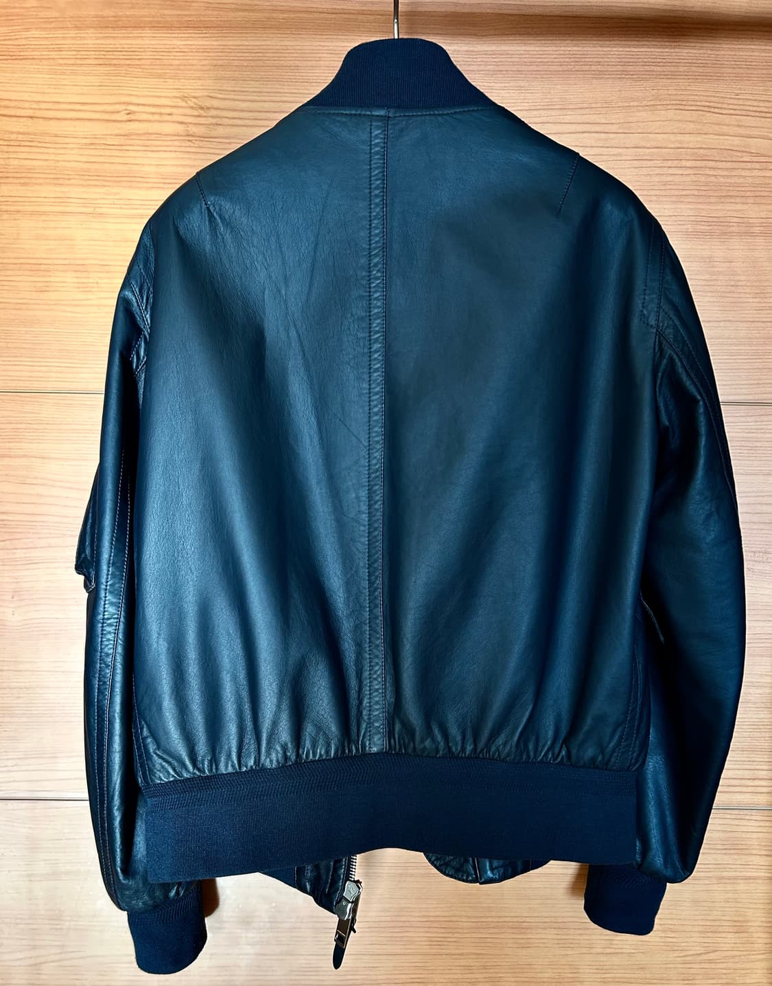 버버리 가죽 봄버 자켓 상품이미지4