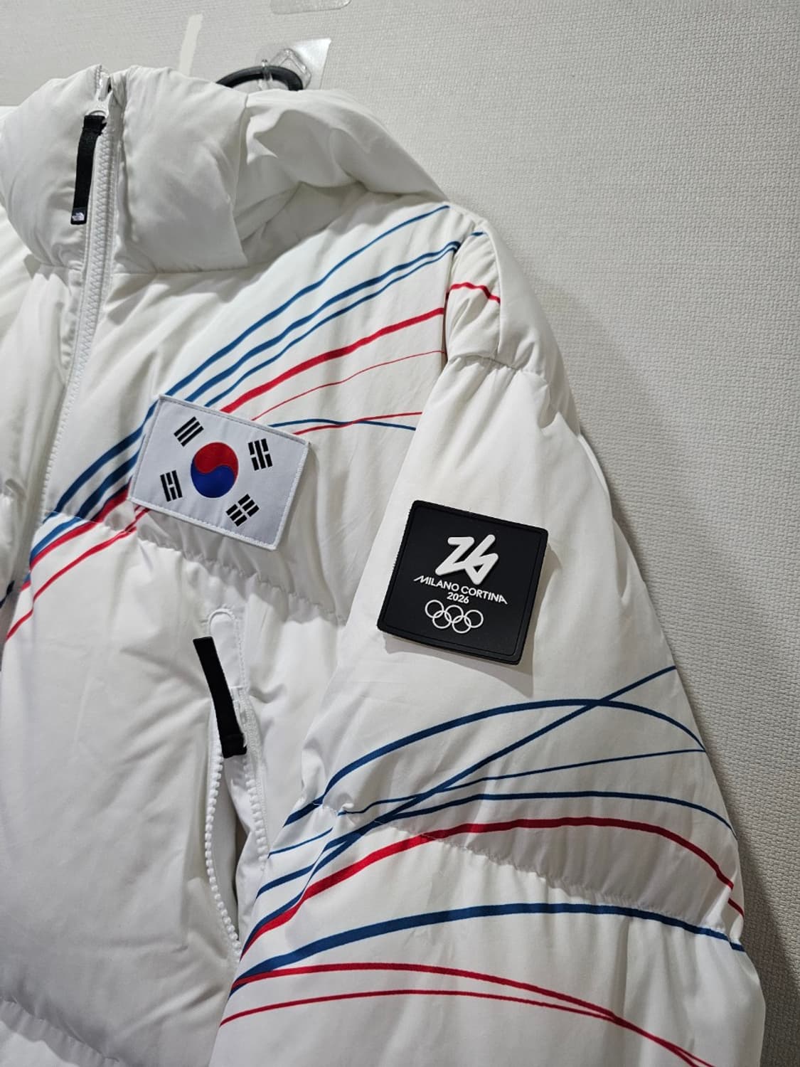 노스페이스 밀라노 올림픽 팀코리아 국대 단복 패딩 100/L 상품이미지2