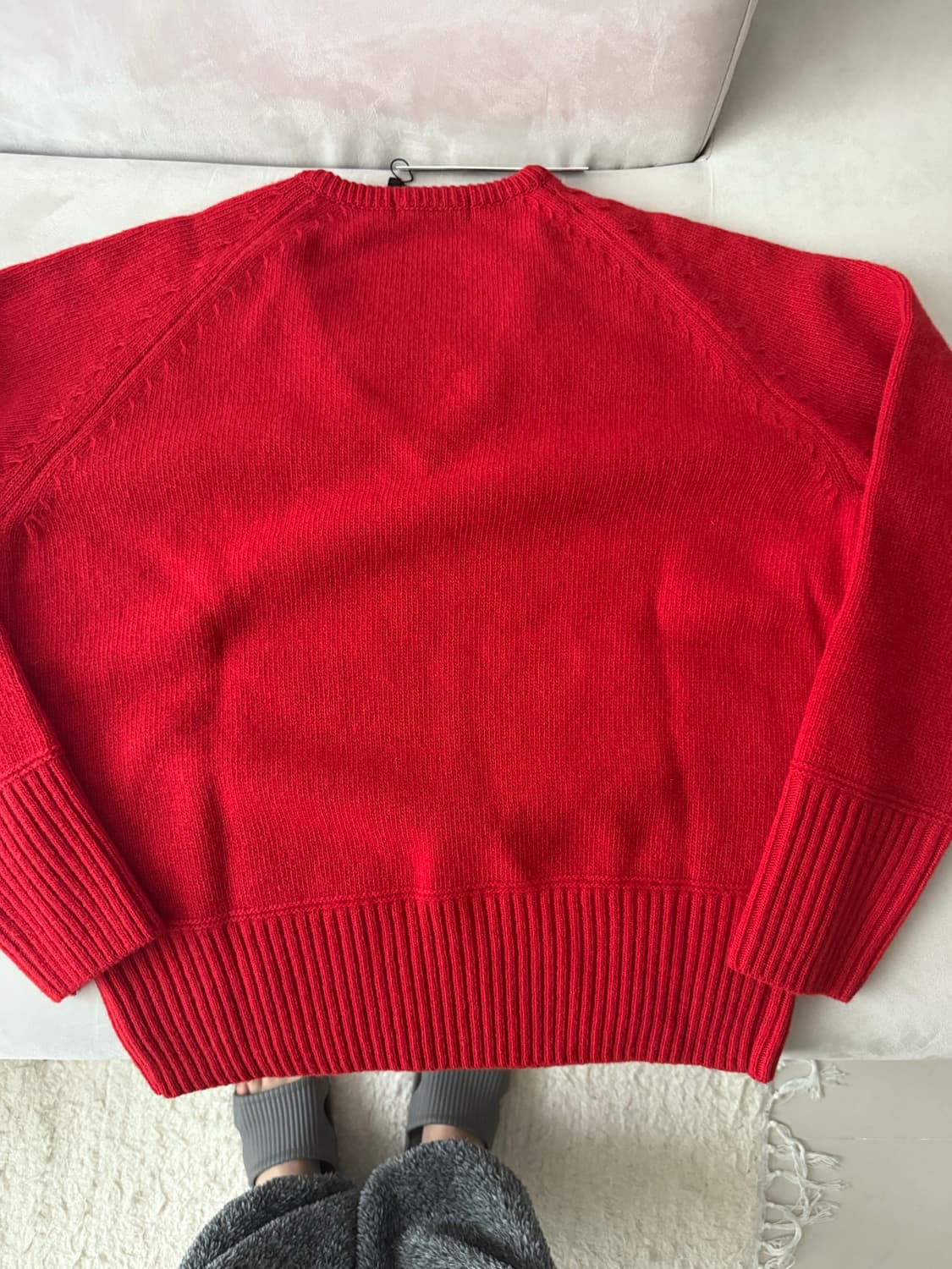 gbh 울브이넥 니트 레드 상품이미지2