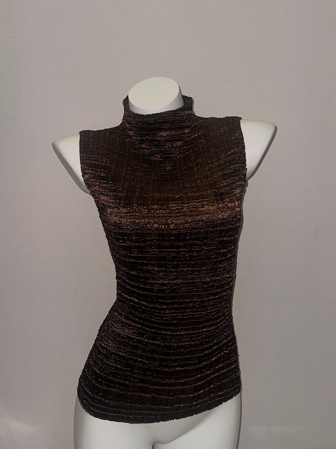 빈티지 플리츠 폴라 슬리브리스 브라운 상품이미지3