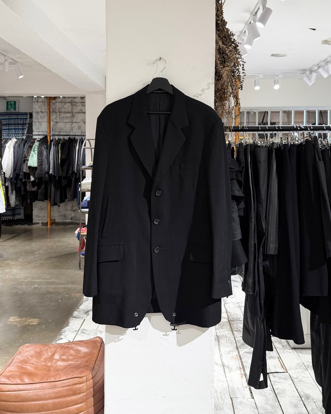 요지 야마모토 뿌르 옴므 블랙 울 개버딘 스트랩 디테일 패널 자켓 상품이미지2