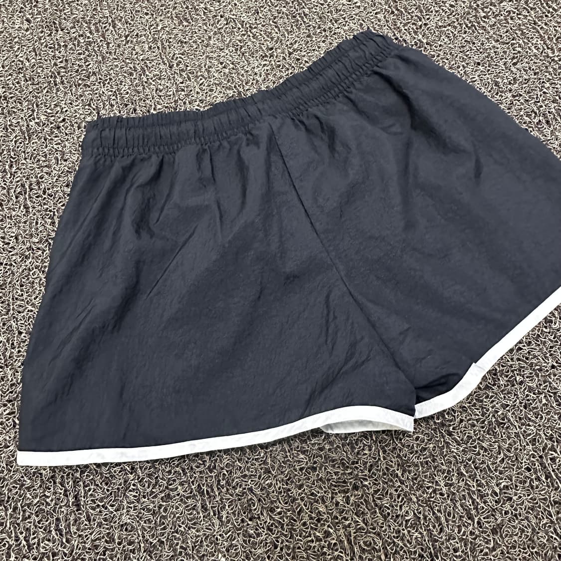 NIKE 나이키 나일론 여성 반바지 운동복 블랙 L 상품이미지5