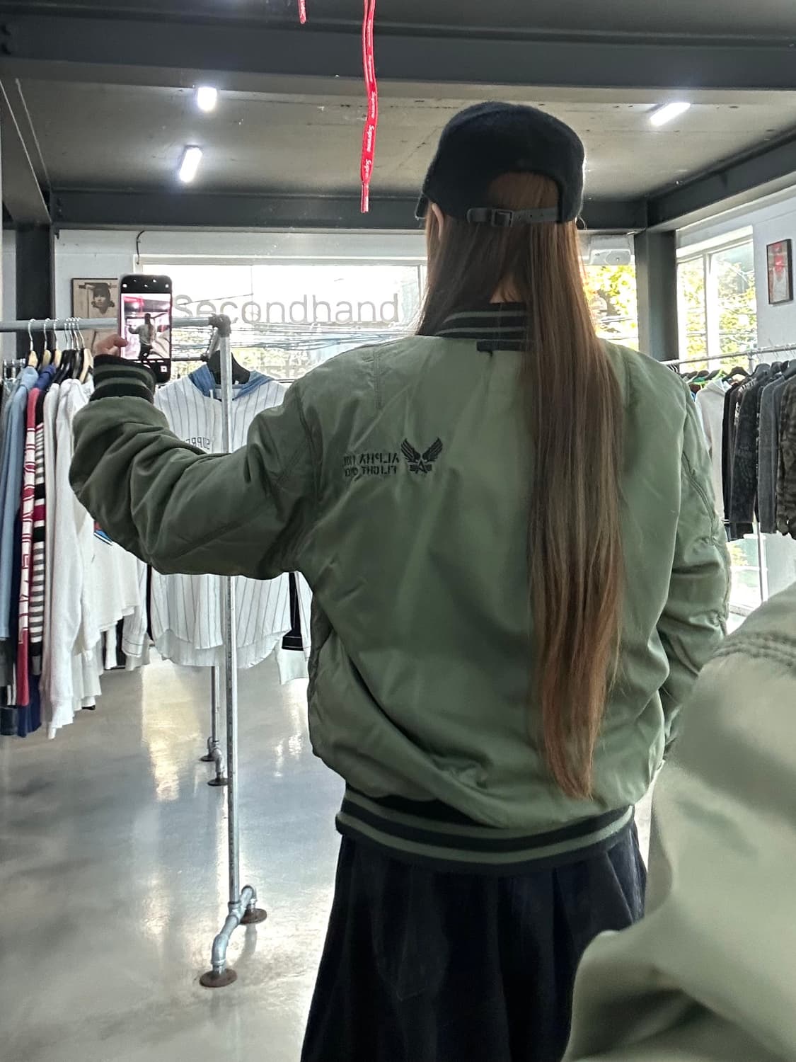 알파인더스트리 리버시블 MA-1 포켓 백자수로고 자켓 상품이미지3