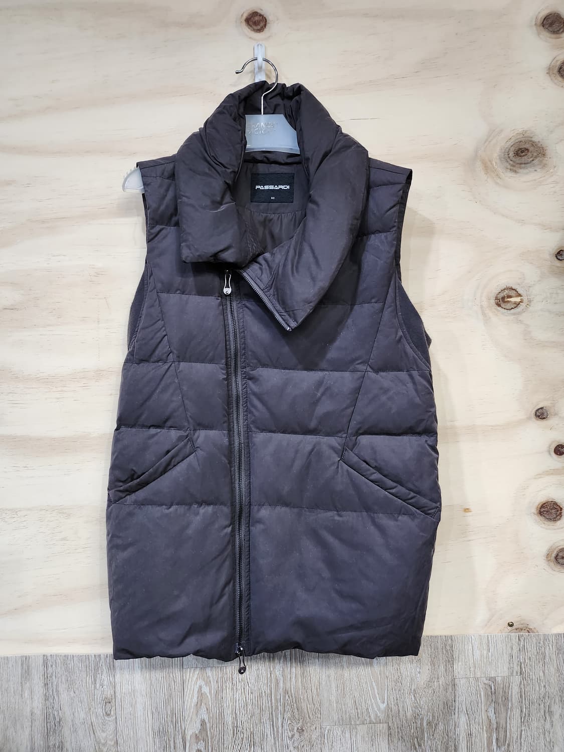 681) 파사디 PASSARDI 오리털 패딩 조끼 상품이미지1