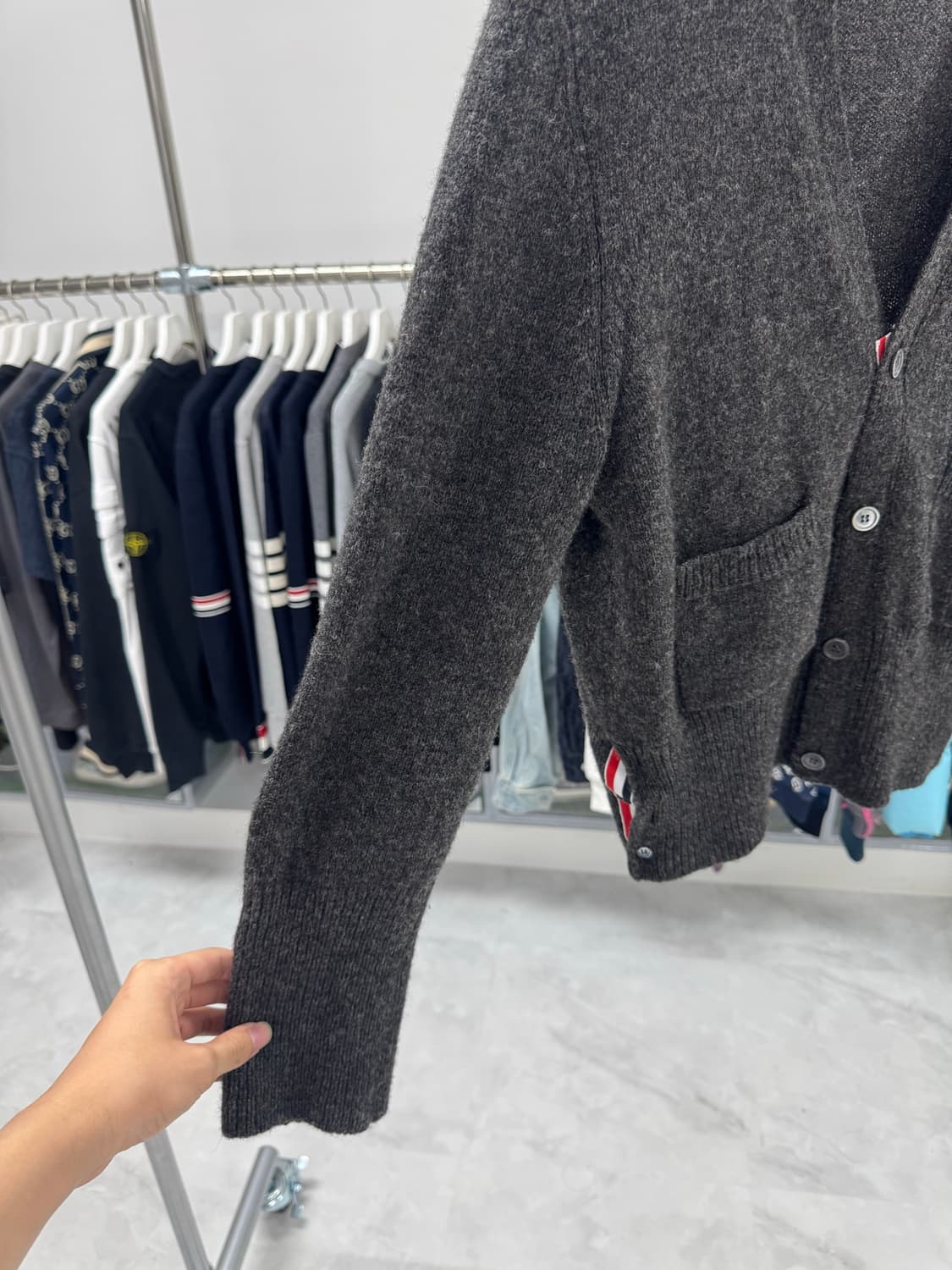 톰브라운 셰틀랜드 가디건 상품이미지2