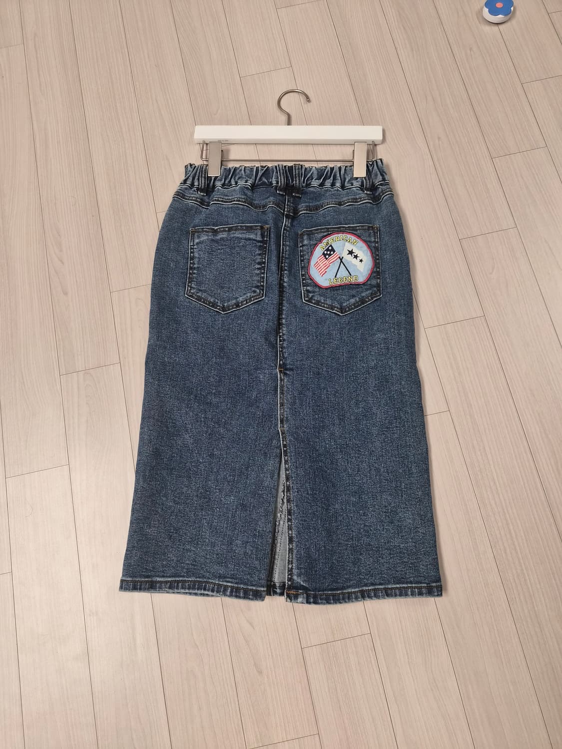 [JEEP] 지프 정품 뒷트임 데님 롱 스커트 (와펜 포인트) 상품이미지2