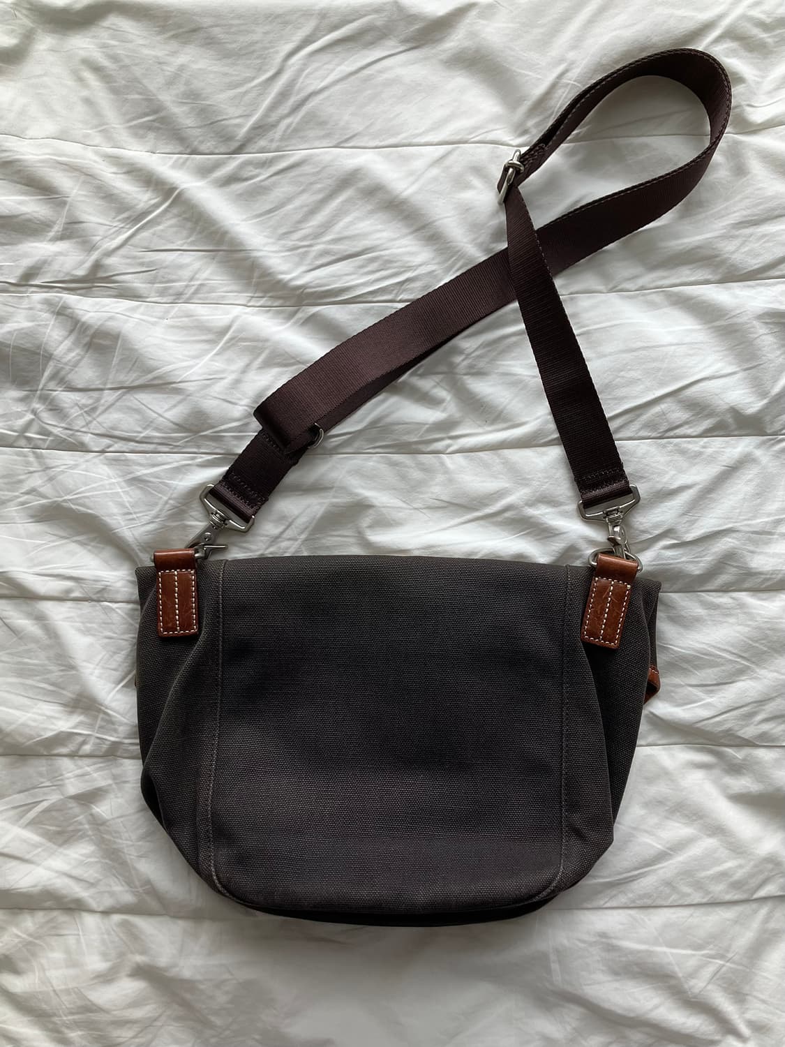 요시다포터 X 메디콤토이 콜라보 크로스백 상품이미지3