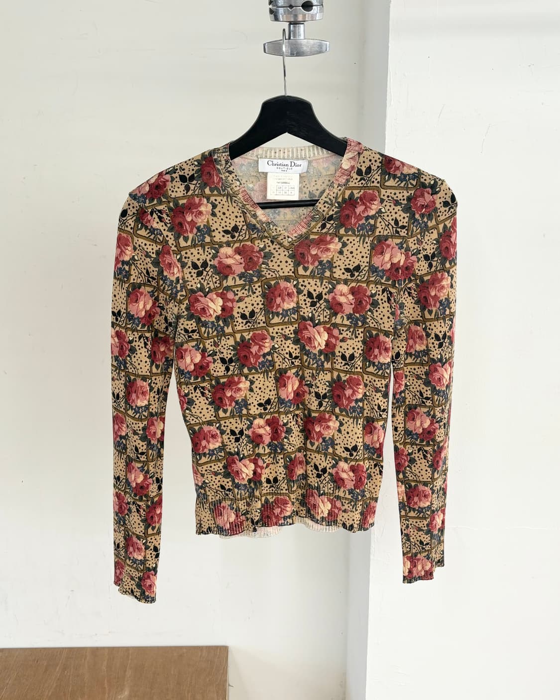 크리스찬 디올 플라워 빈티지 브이넥 니트 상품이미지1